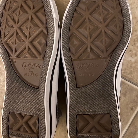 Converse women shoes size 5 - Picture 2 of 4